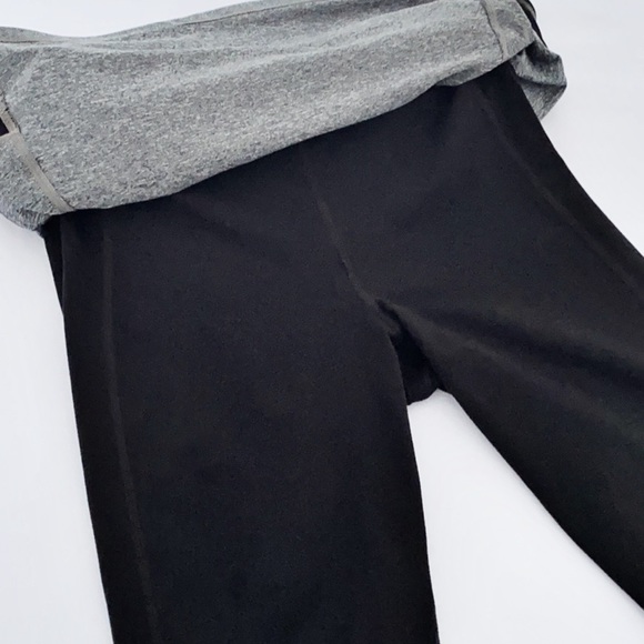 Athleta Be Free 2 in 1 Skirted Capri Leggings - Picture 5 of 9